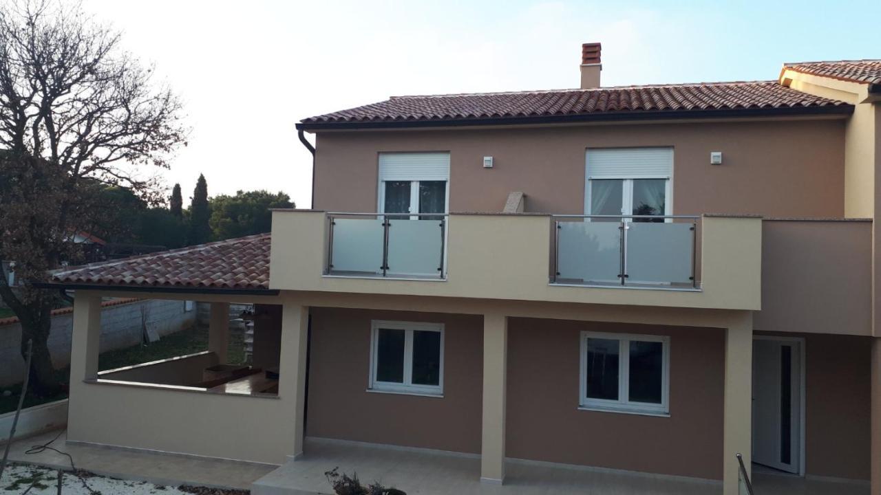 Vila Veronika 2 Pula Exterior foto