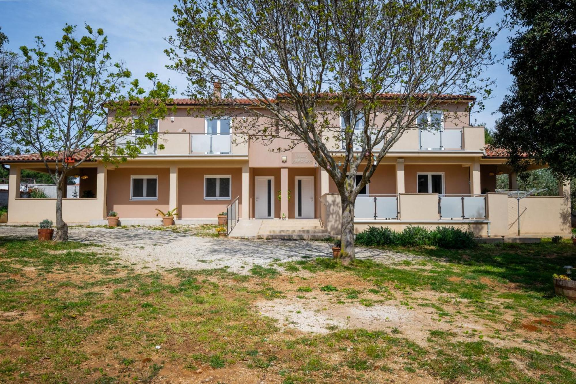 Vila Veronika 2 Pula Exterior foto